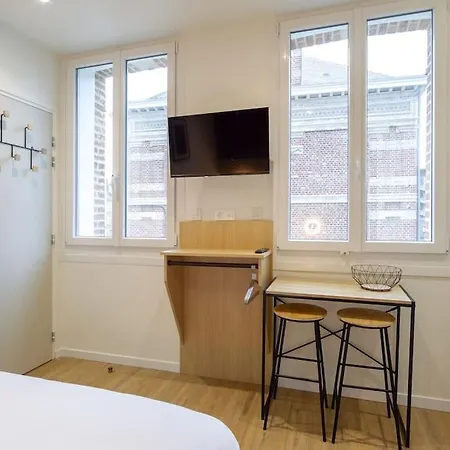 5 Proche De La Gare Et Du Centre * أميا