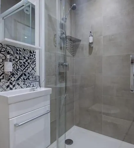 5 Proche De La Gare Et Du Centre Amiens